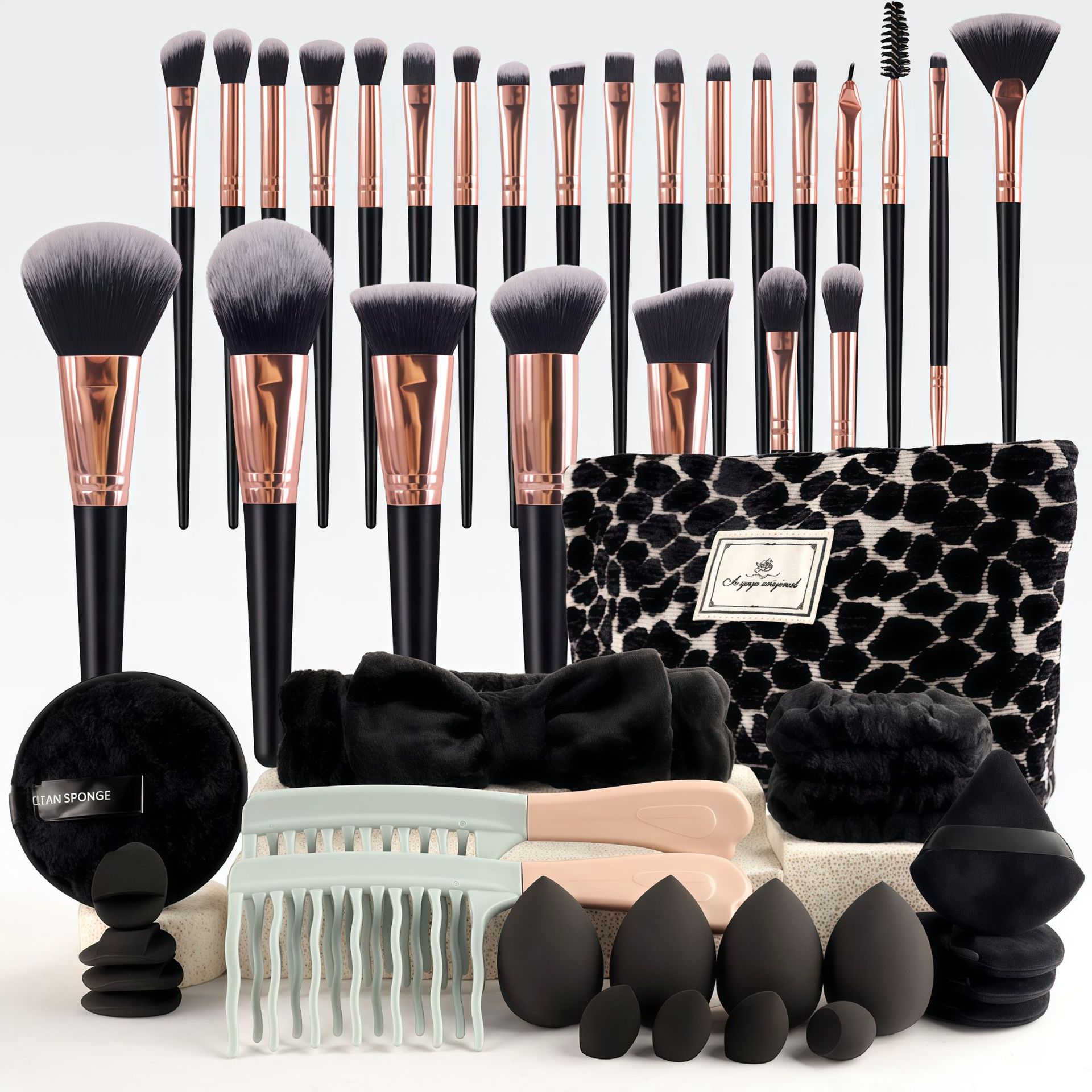Makeup Brush Set Chic Fragranc - огляд і ціна Travel Accessories Toiletries