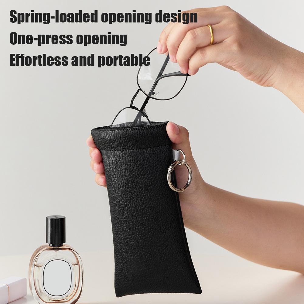 Sunglasses Pouch With Keyring  - огляд і ціна Travel Accessories Pouch For Men