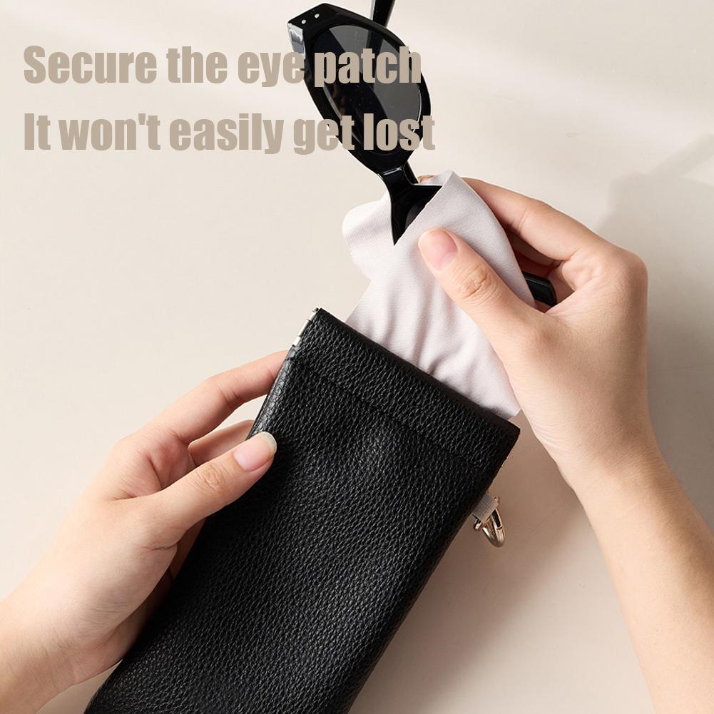 Sunglasses Pouch With Keyring  - огляд і ціна Travel Accessories Pouch For Men