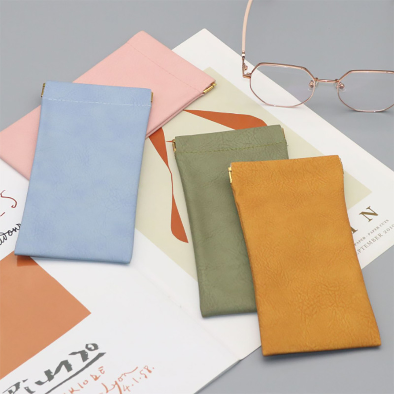 Fashion Glasses Pouch Elastic  - огляд і ціна Travel Accessories Pouch For Men