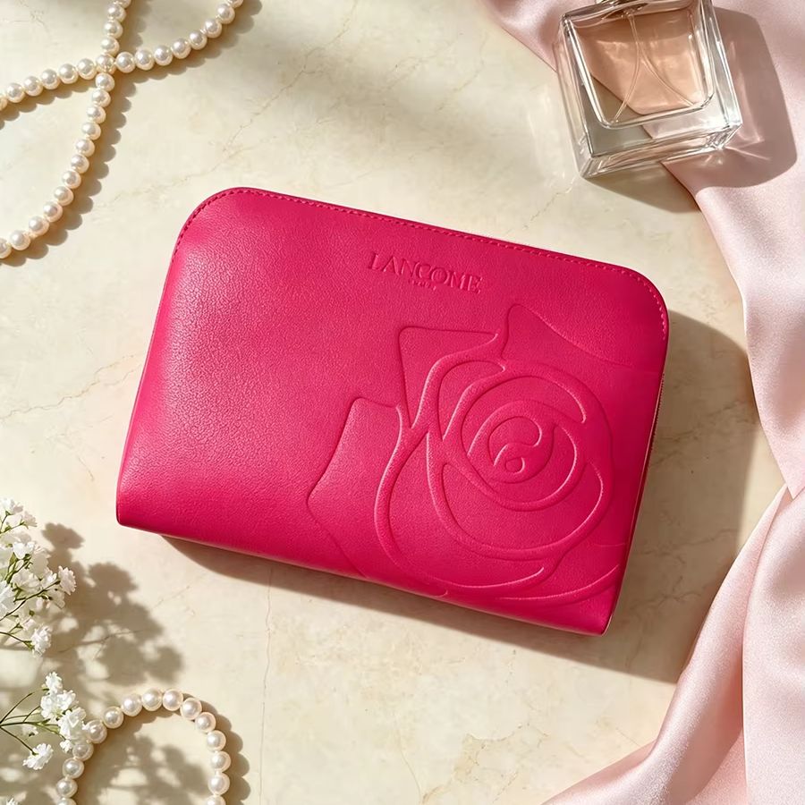 Lancome PU Cosmetic Bag Bright - огляд і ціна Travel Accessories Toiletries