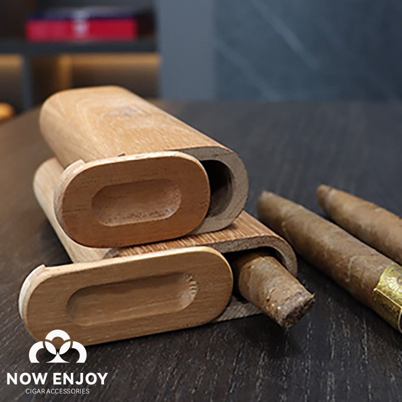 Portable Cigar Case Natural Ce - огляд і ціна Travel Accessories